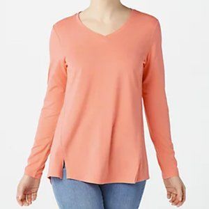 Isaac Mizrahi V-Neck Forward Seam Knit Top 9572